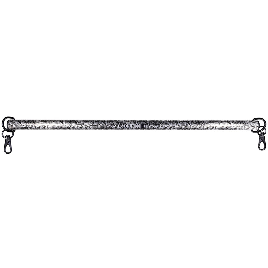 Lace Spreader Bar