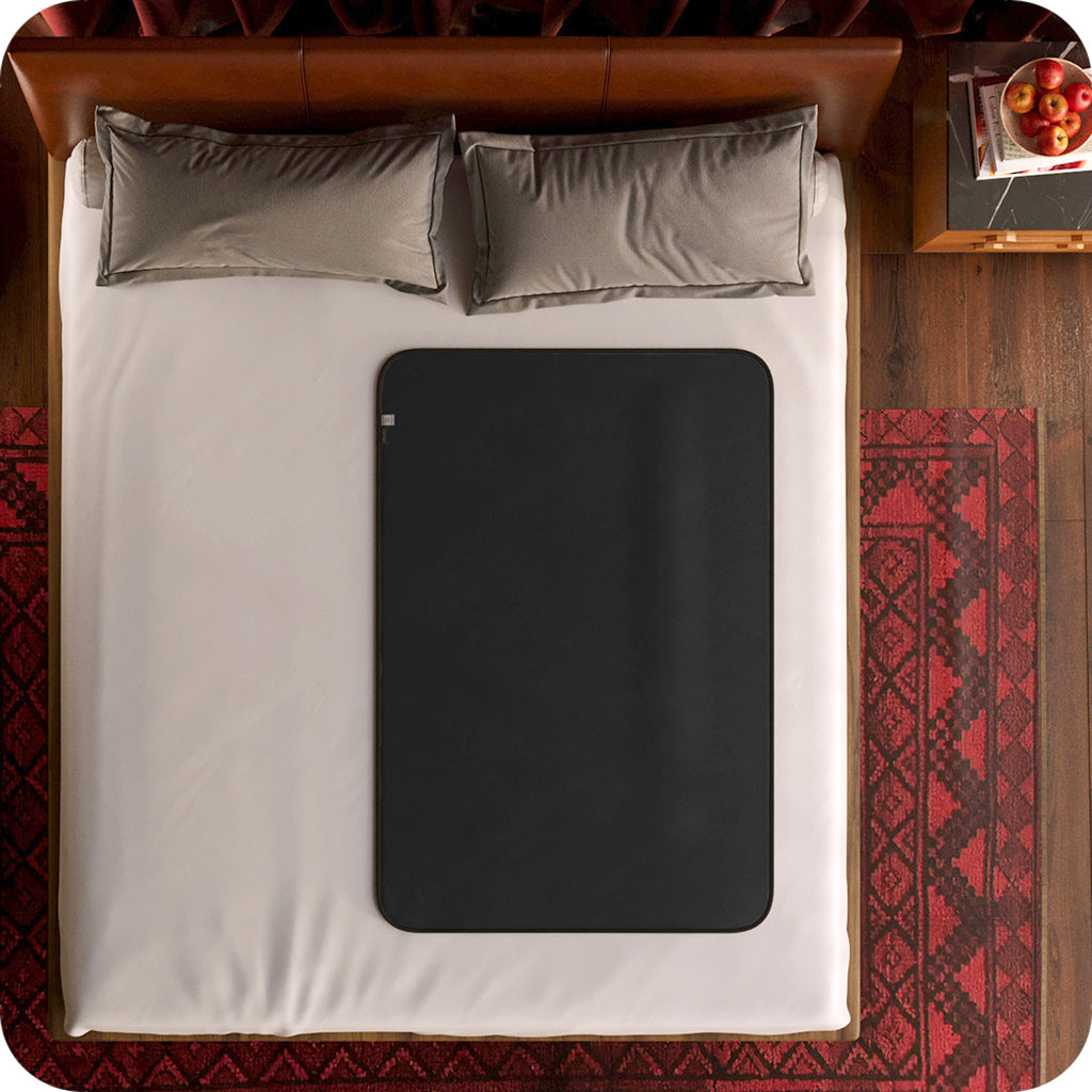 Fascinator Throw Travel in Black