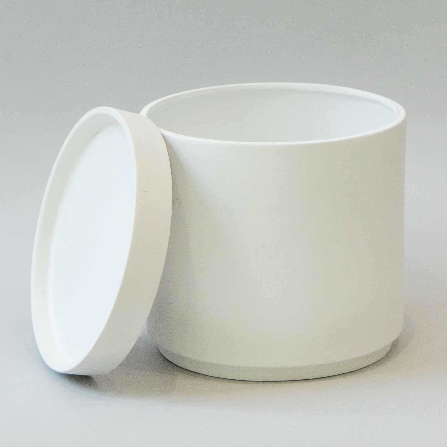 7 Pot with saucer (White)