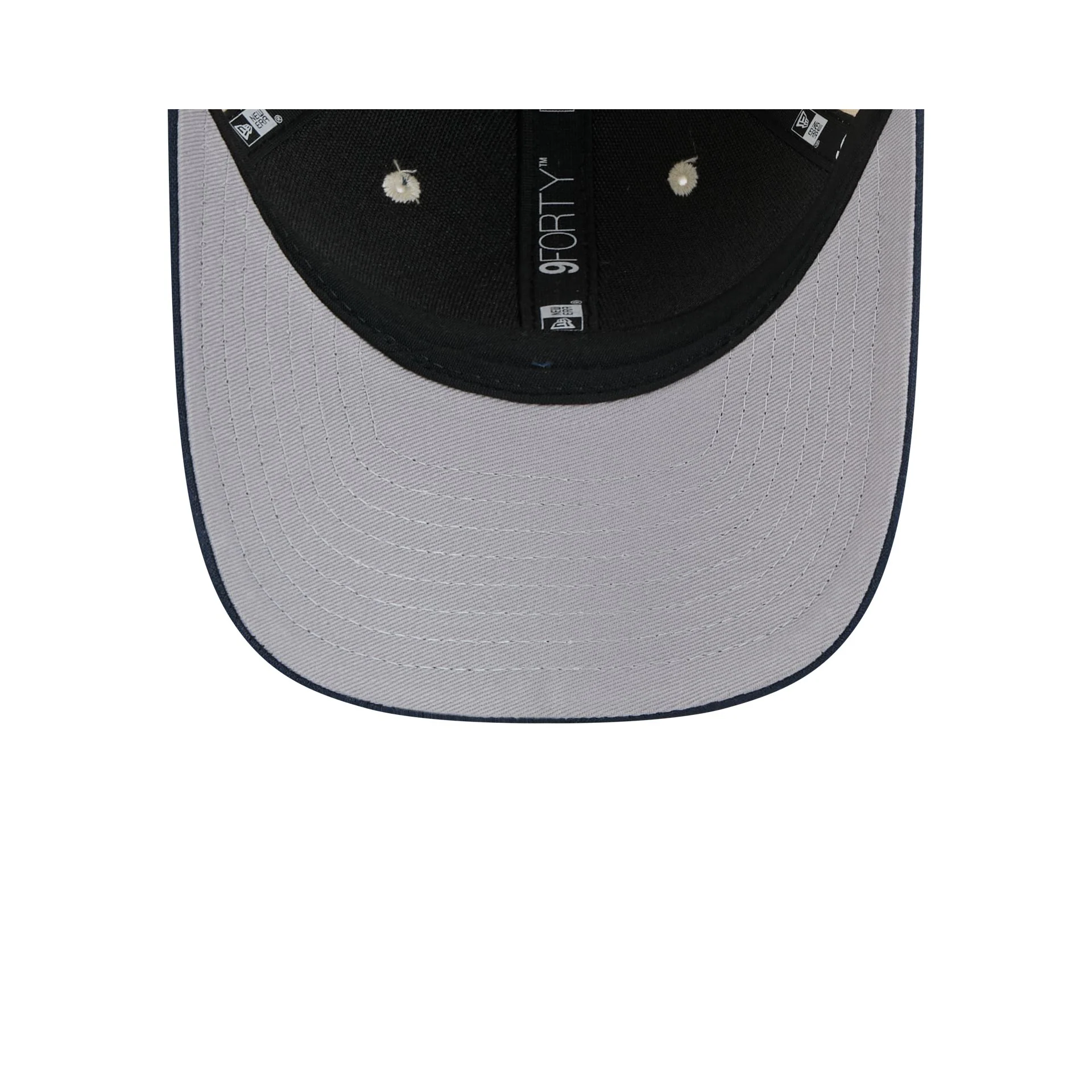 Boston Red Sox Linen 9FORTY M-Crown Snapback Hat