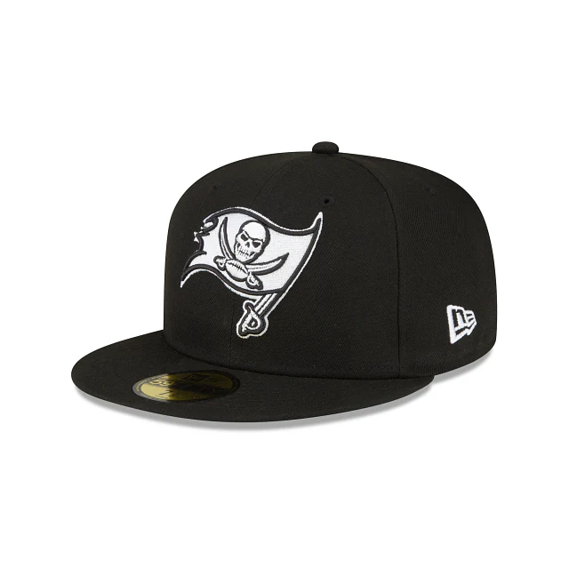 Tampa Bay Buccaneers Sidepatch Black 59FIFTY Fitted Hat