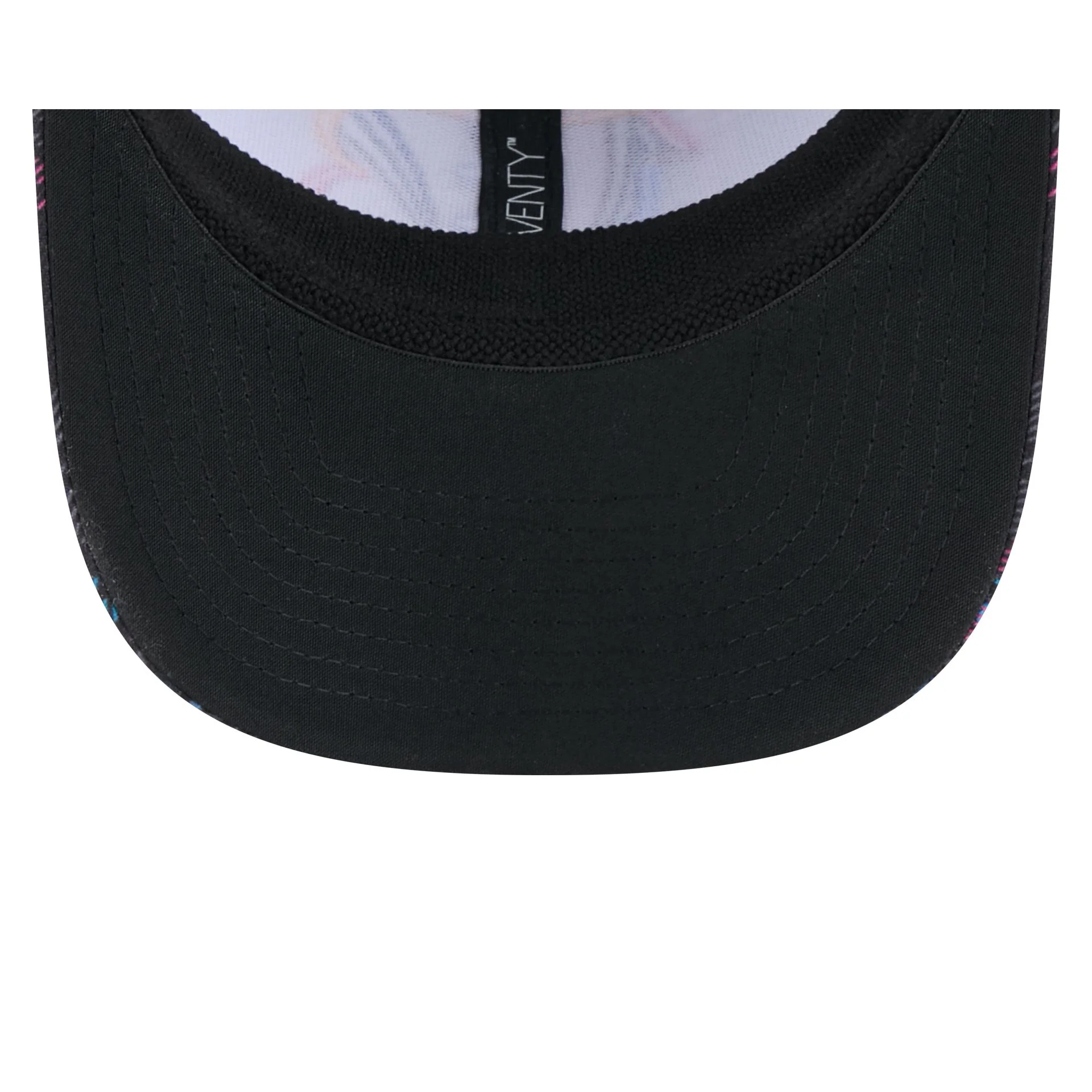 Cincinnati Bengals 2024 Crucial Catch 9SEVENTY Trucker Hat