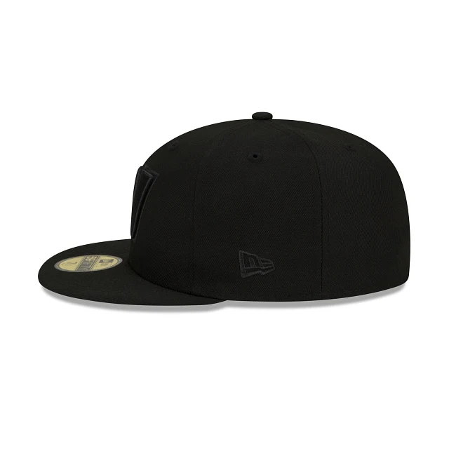 Washington Commanders Black On Black 59FIFTY Fitted Hat