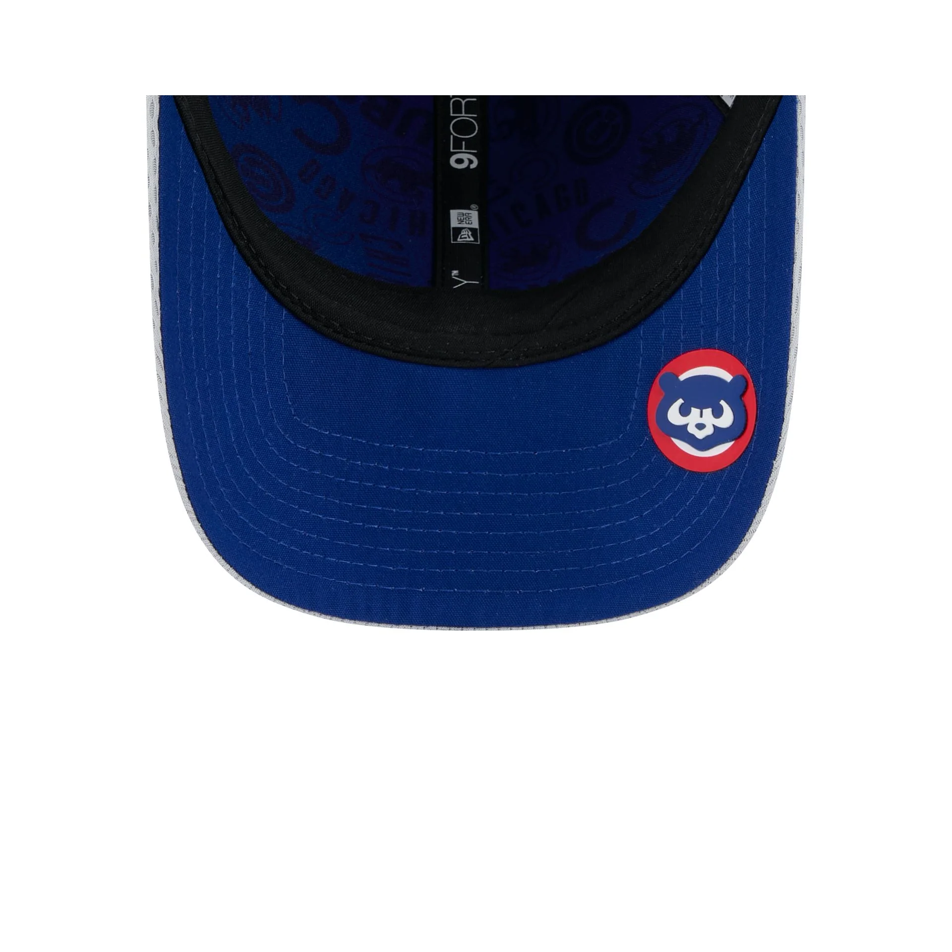 Chicago Cubs 2025 Clubhouse Gray 9FORTY M-Crown Snapback Hat