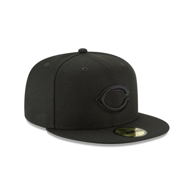 Cincinnati Reds Blackout Basic 59FIFTY Fitted Hat