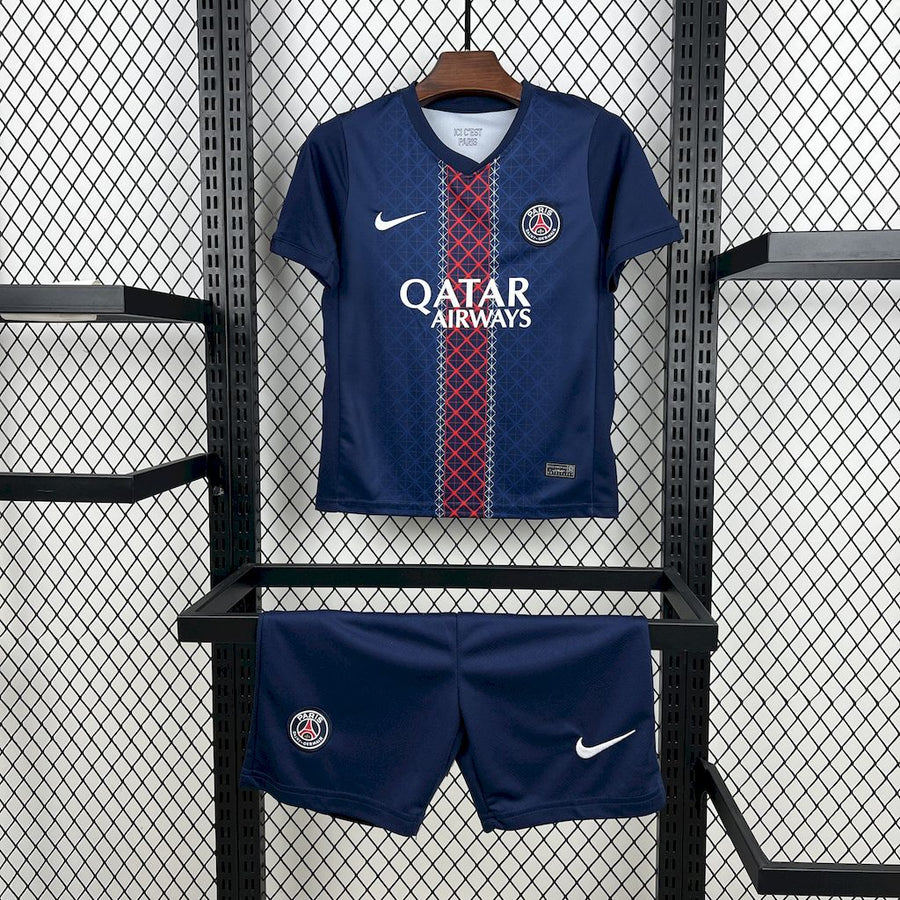 Paris Home 25/26 Kit Kids