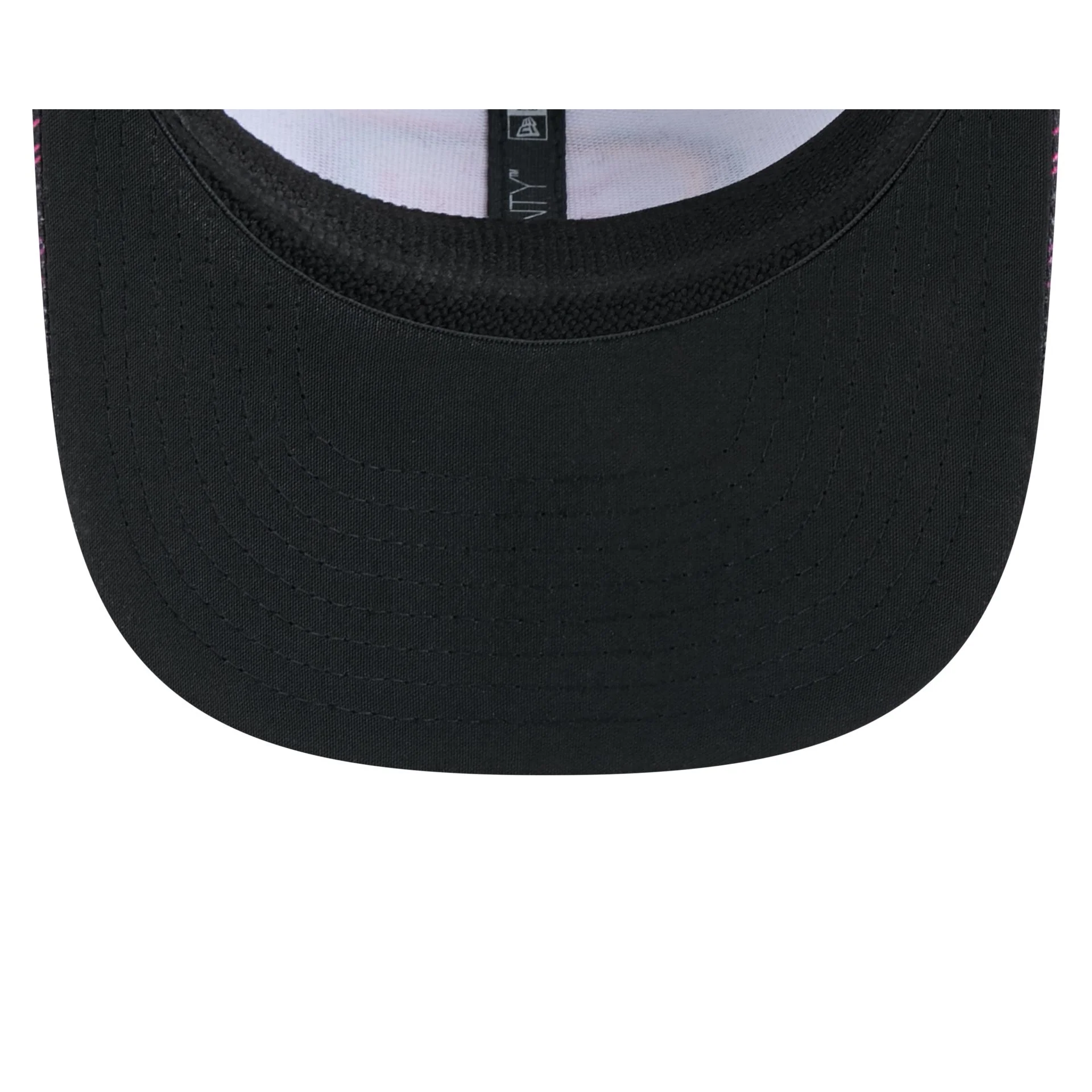 San Francisco 49ers 2024 Crucial Catch 9SEVENTY Trucker Hat