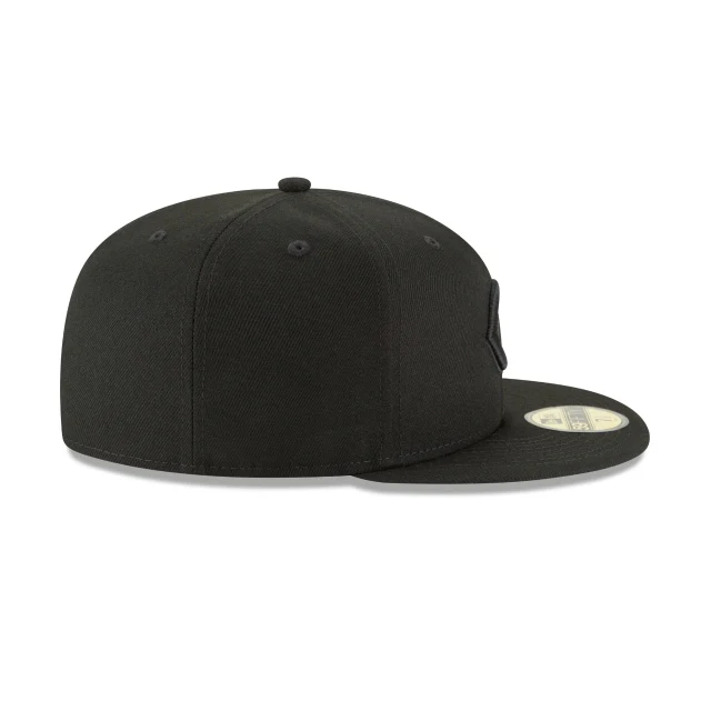Cincinnati Reds Blackout Basic 59FIFTY Fitted Hat