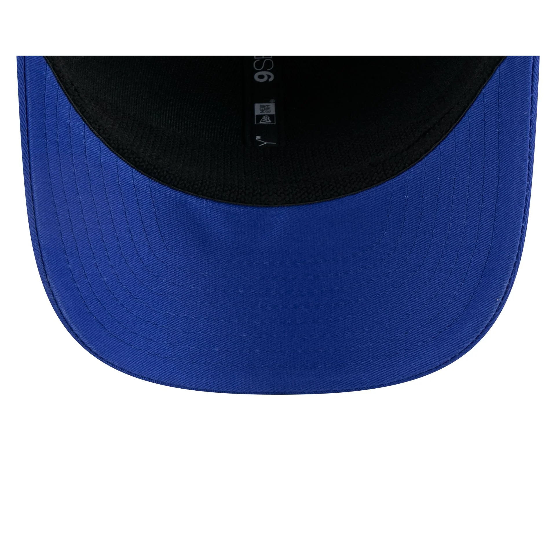 Buffalo Bills Circle Patch 9SEVENTY Stretch-Snap Hat