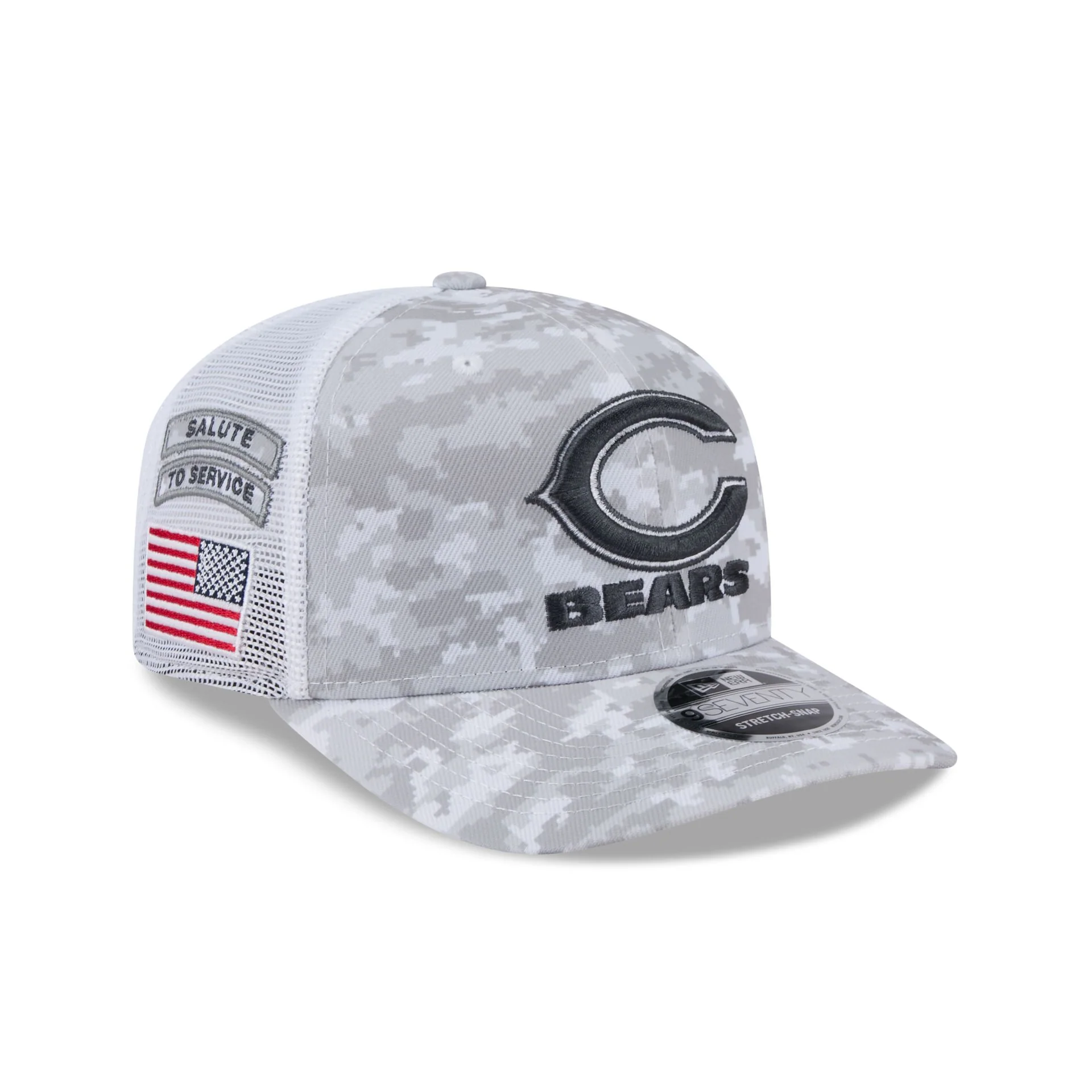 Chicago Bears 2024 Salute to Service 9SEVENTY Trucker Hat