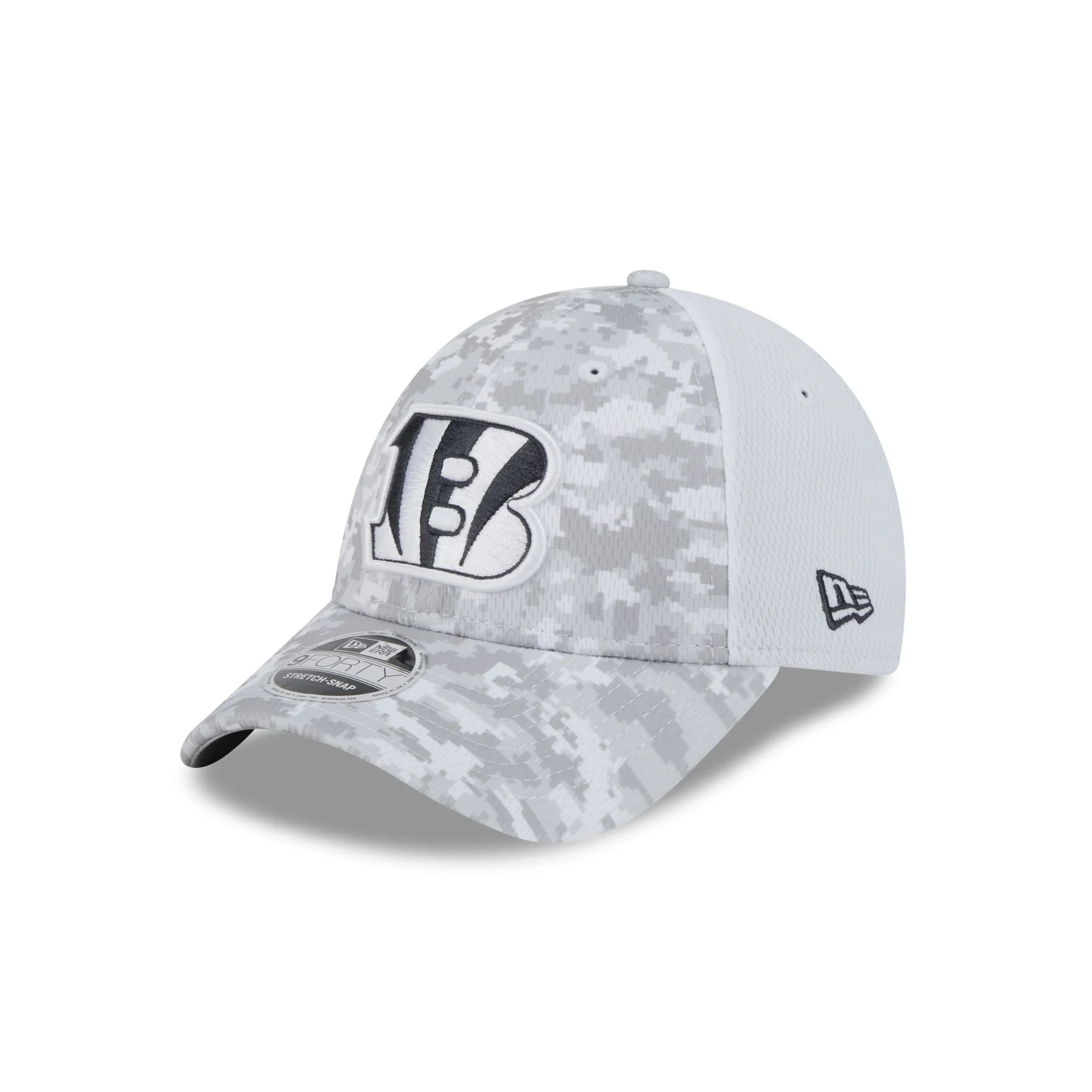 Cincinnati Bengals 2024 Salute to Service 9FORTY Stretch-Snap Hat