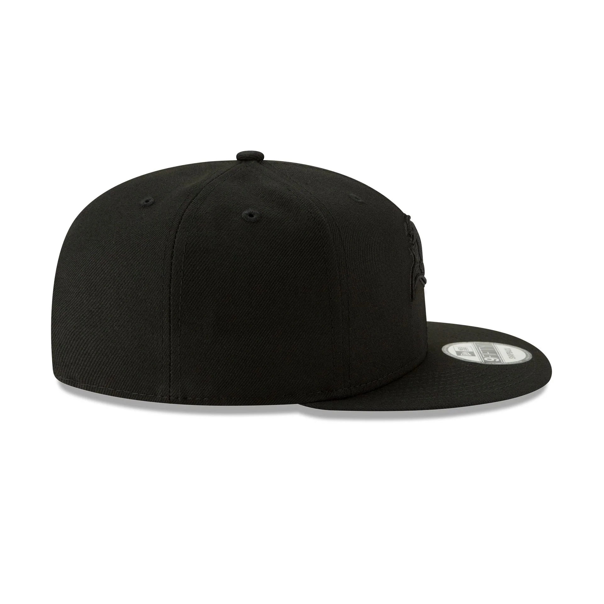 Tampa Bay Buccaneers Basic Black on Black 9FIFTY Snapback