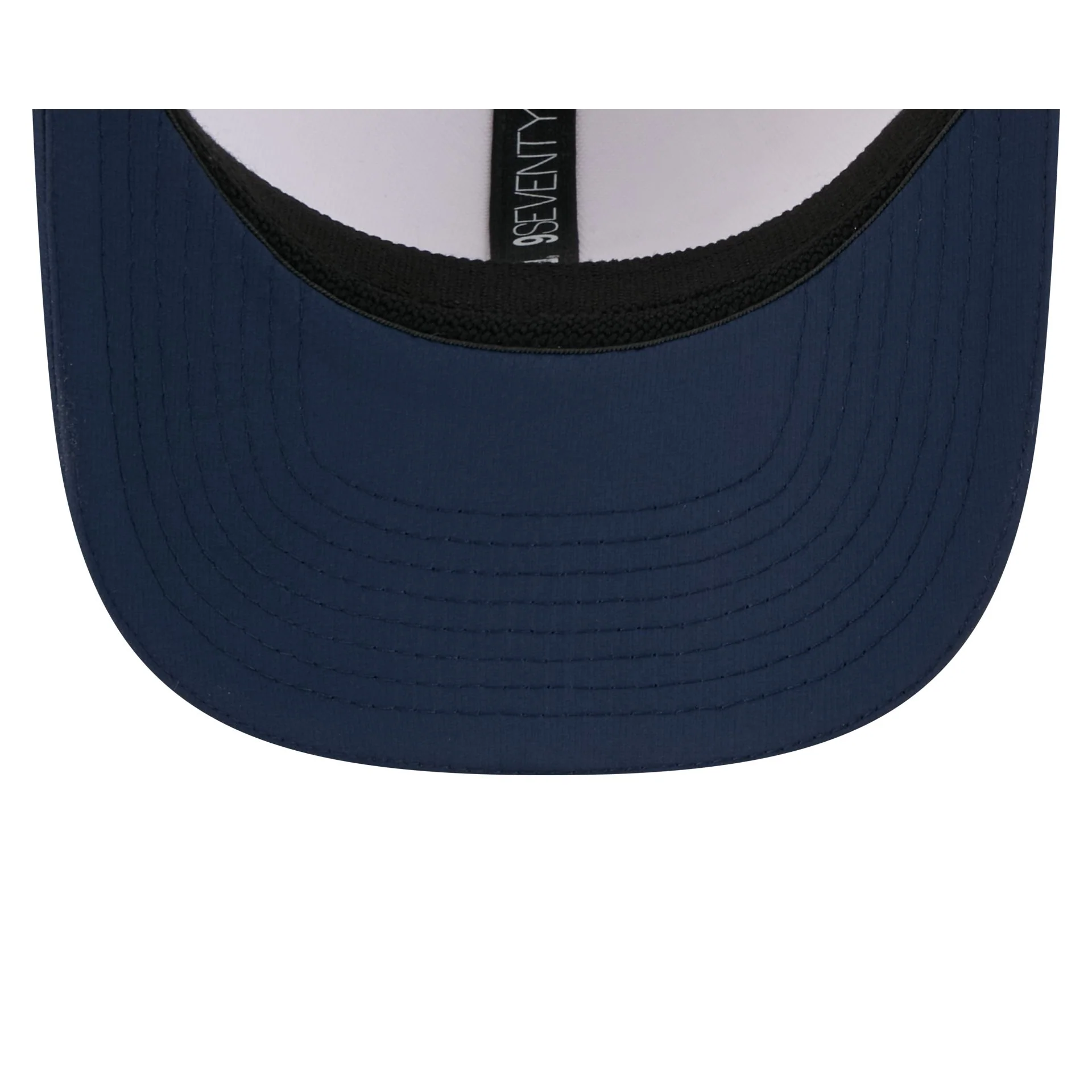 Tennessee Titans 2025 Training 9SEVENTY Stretch-Snap Hat