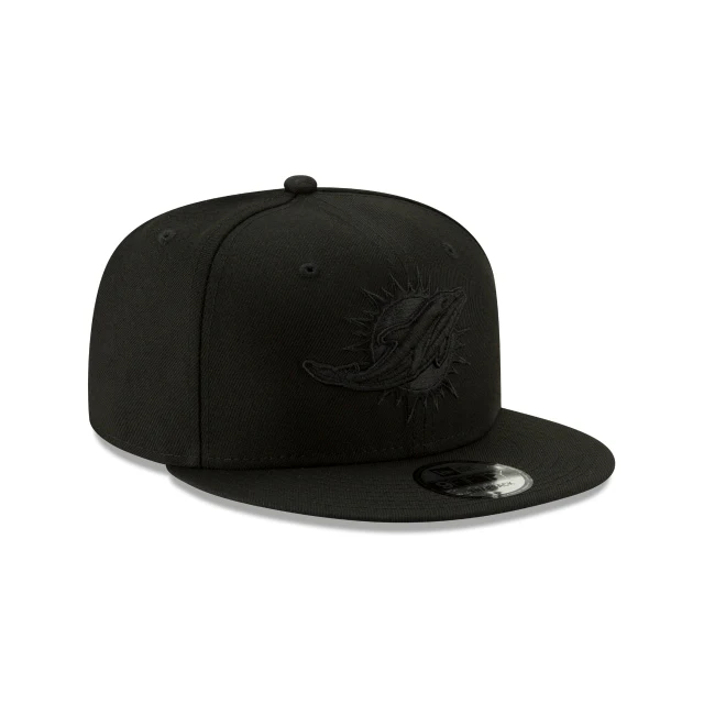 Miami Dolphins Basic Black On Black 9FIFTY Snapback Hat