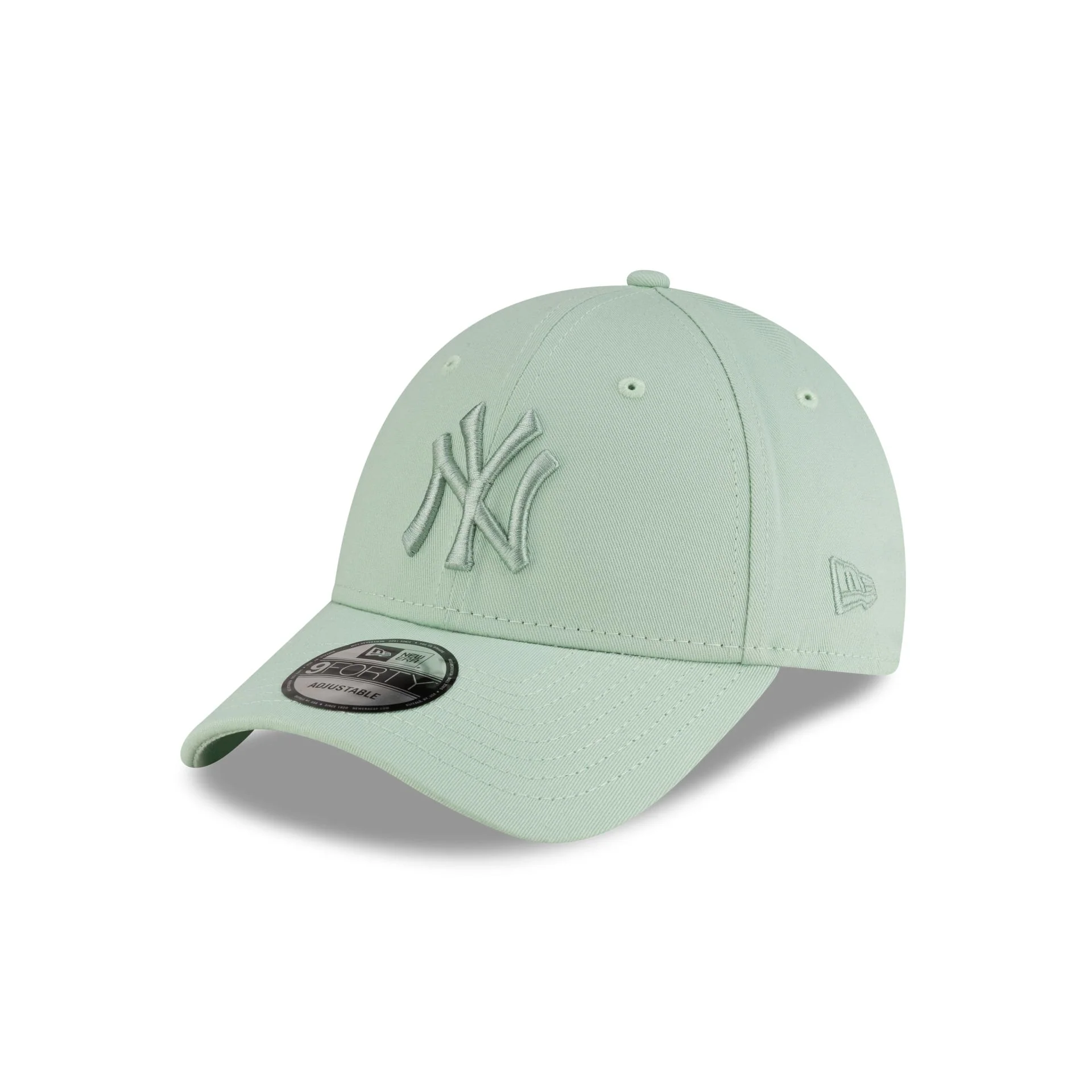 New York Yankees League Essential Pastel Green 9FORTY Adjustable Hat