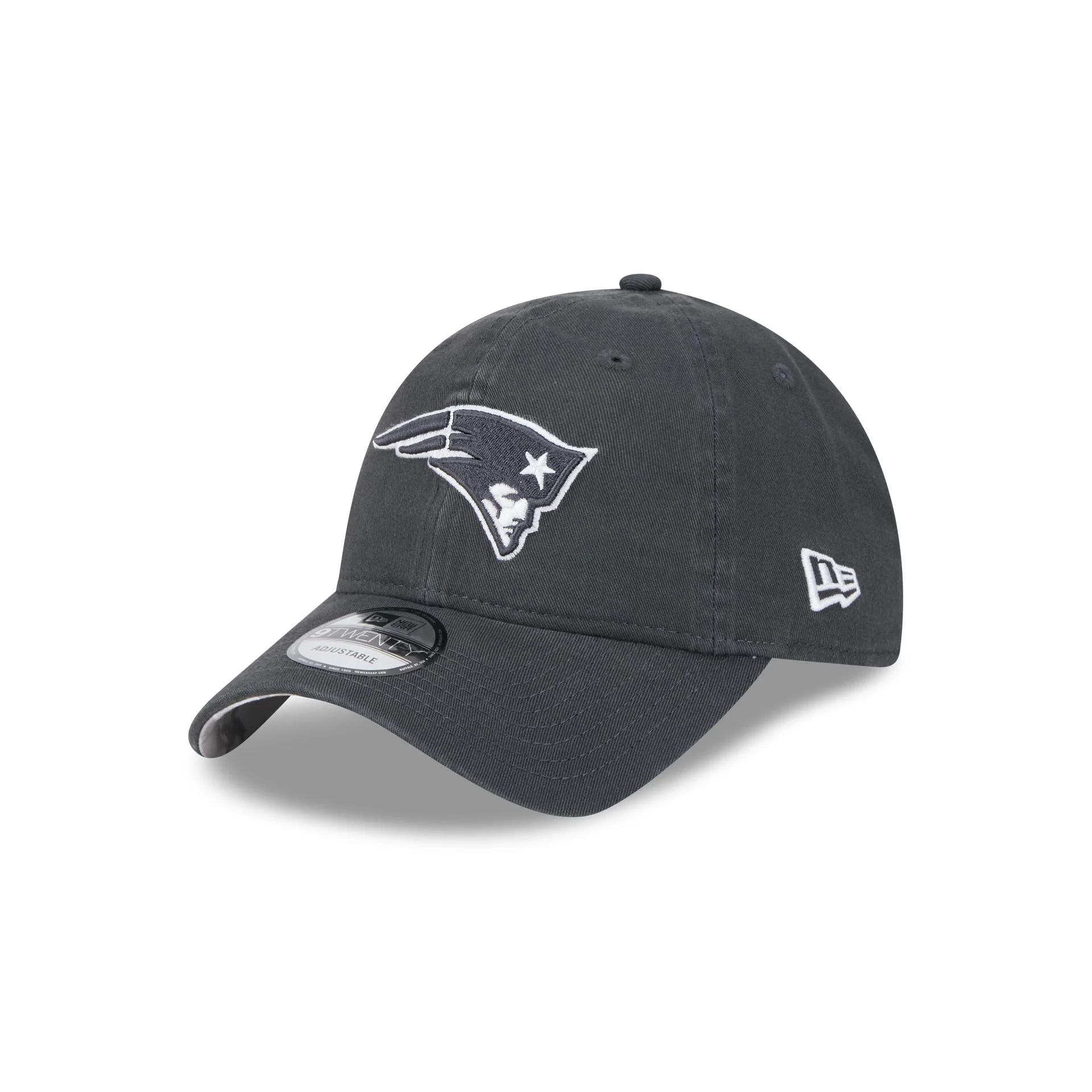 New England Patriots 2024 Salute to Service 9TWENTY Adjustable Hat