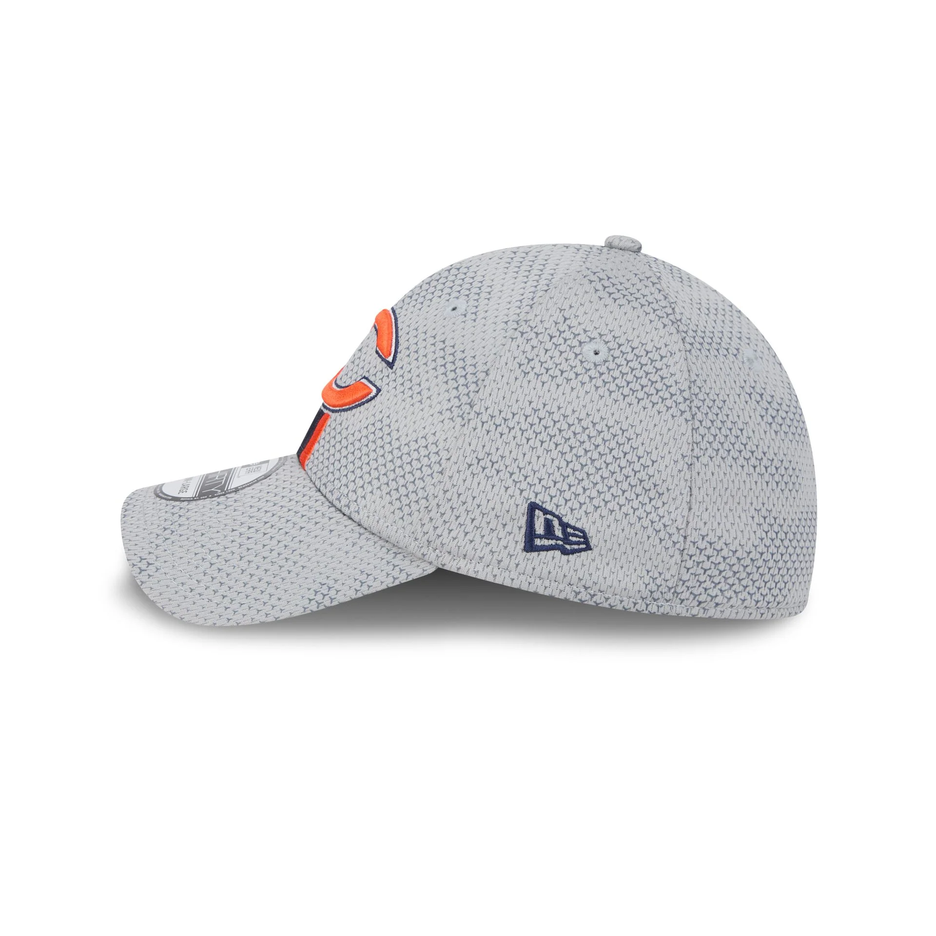 Chicago Bears 2024 Sideline Gray 39THIRTY Stretch Fit Hat