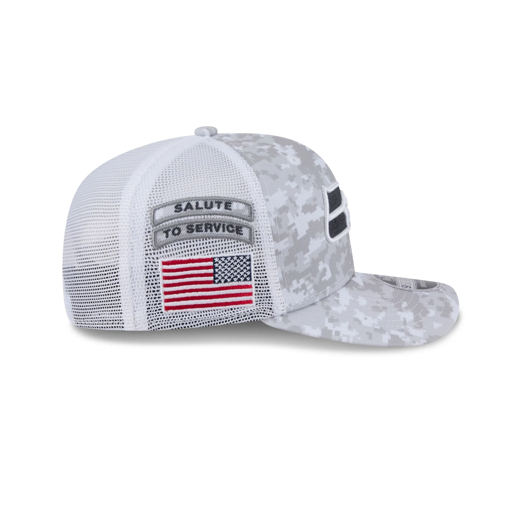 Seattle Seahawks 2024 Salute to Service 9SEVENTY Trucker Hat