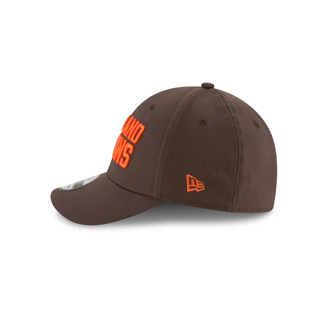 Cleveland Browns Team Classic 39THIRTY Stretch Fit Hat