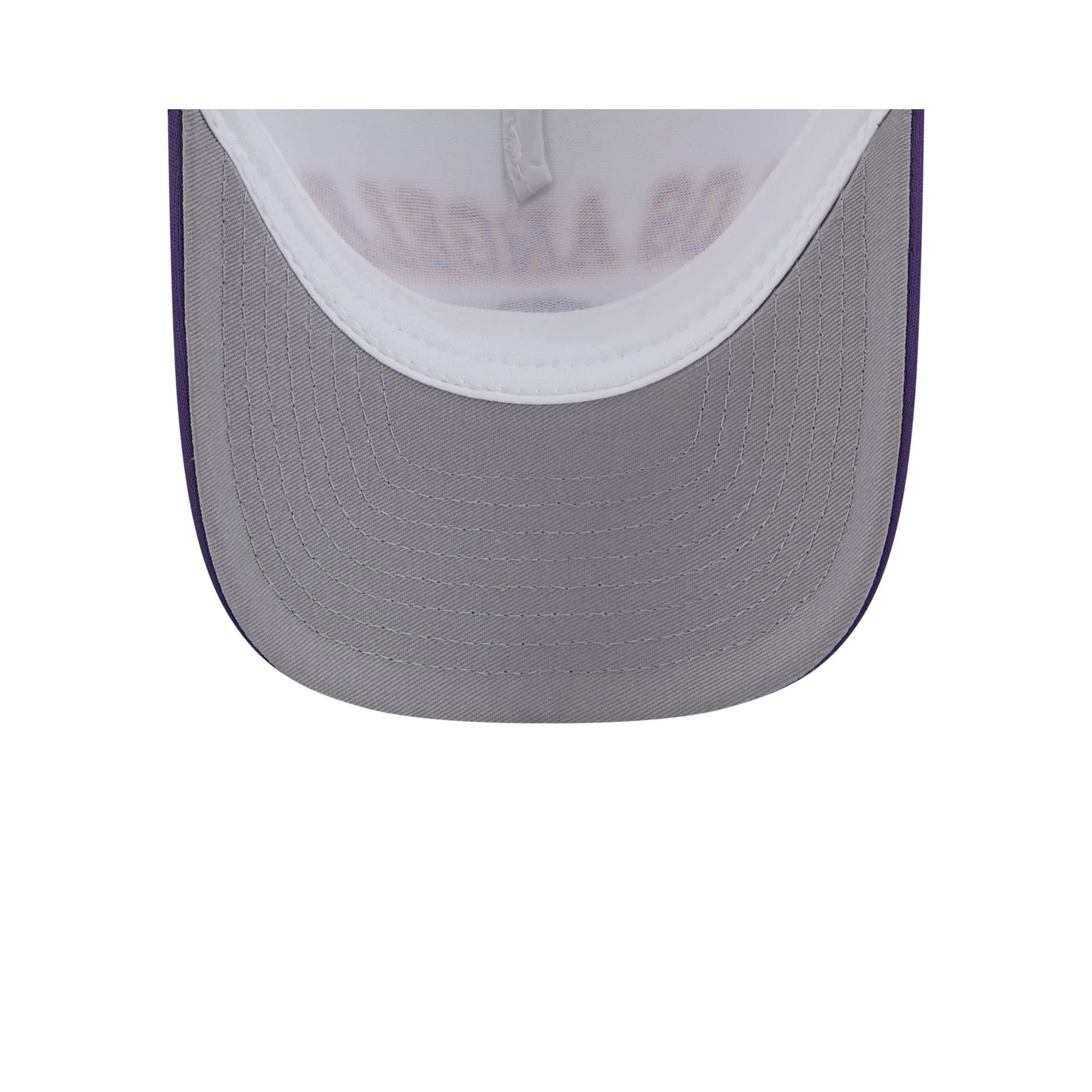 Los Angeles Lakers Chrome Arch 9FORTY M-Crown A-Frame Trucker Hat