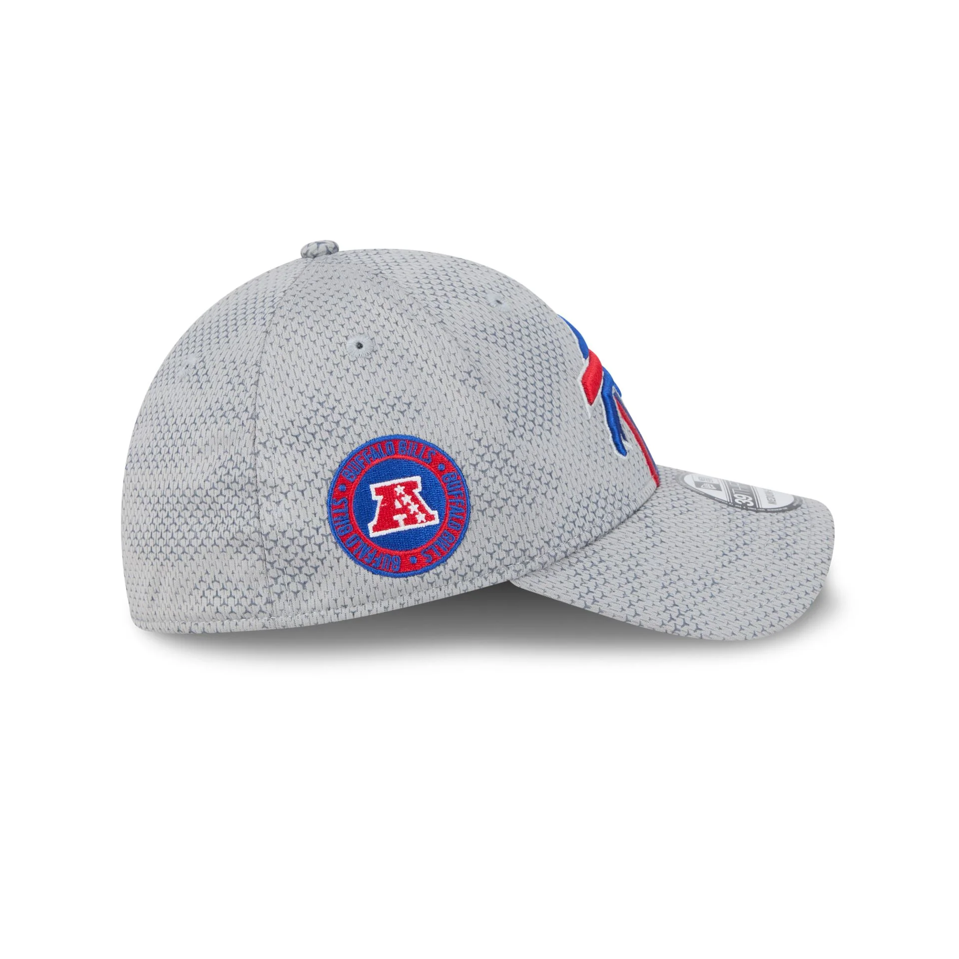 Buffalo Bills 2024 Sideline Gray 39THIRTY Stretch Fit Hat