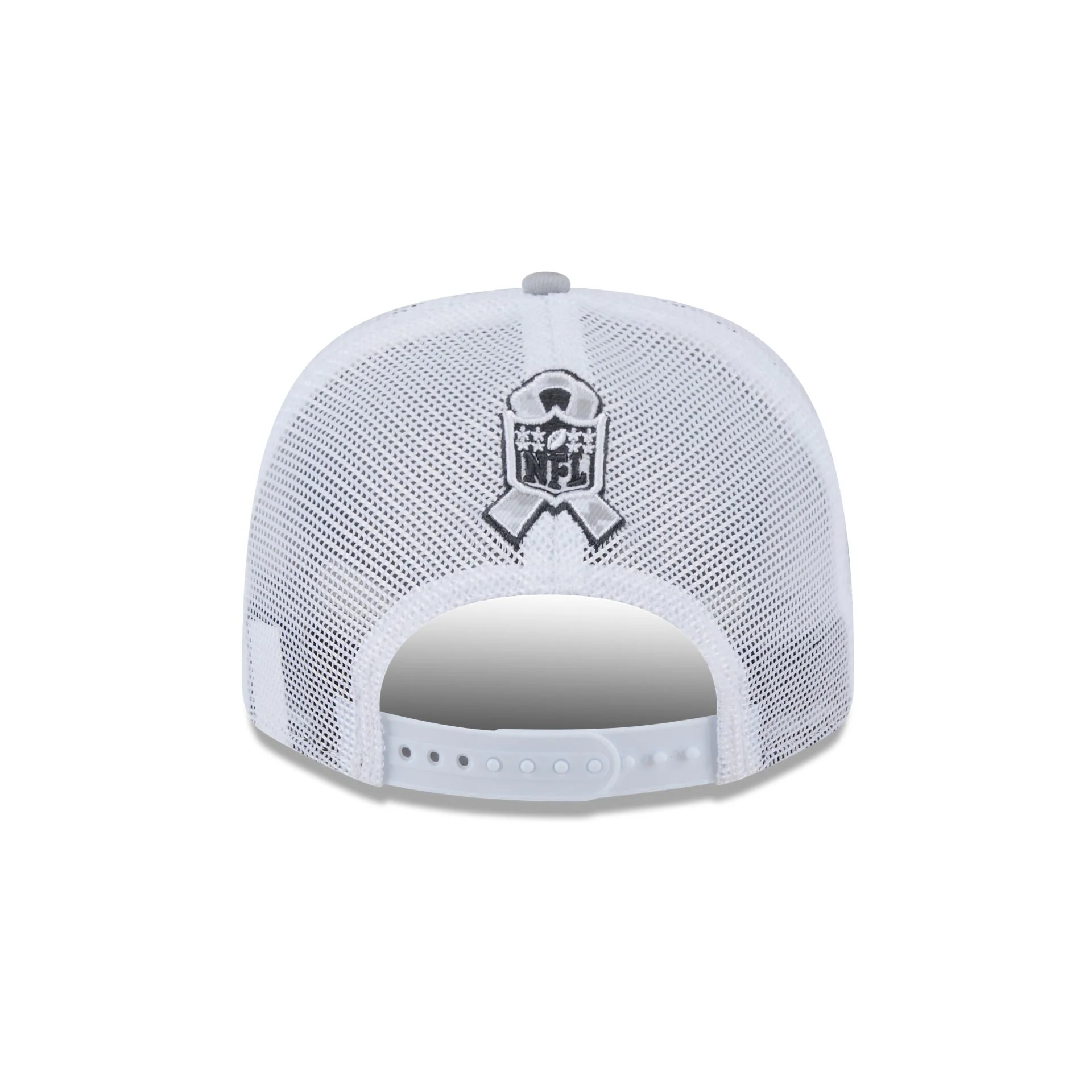 Detroit Lions 2024 Salute to Service 9SEVENTY Trucker Hat