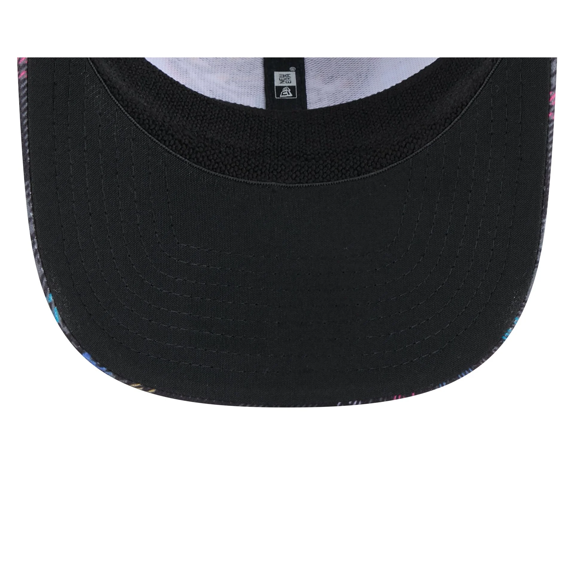 Kansas City Chiefs 2024 Crucial Catch 9SEVENTY Trucker Hat