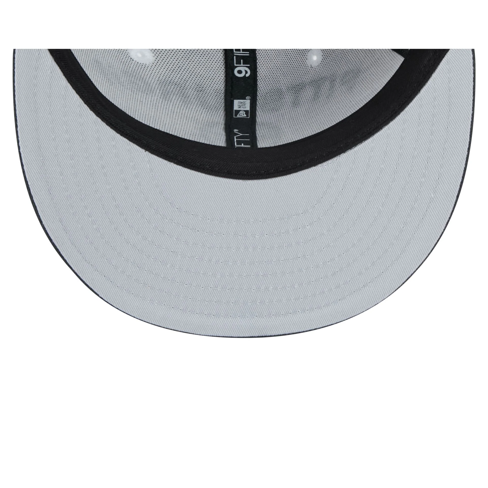 Pittsburgh Steelers 2024 Salute to Service 9FIFTY Snapback Hat