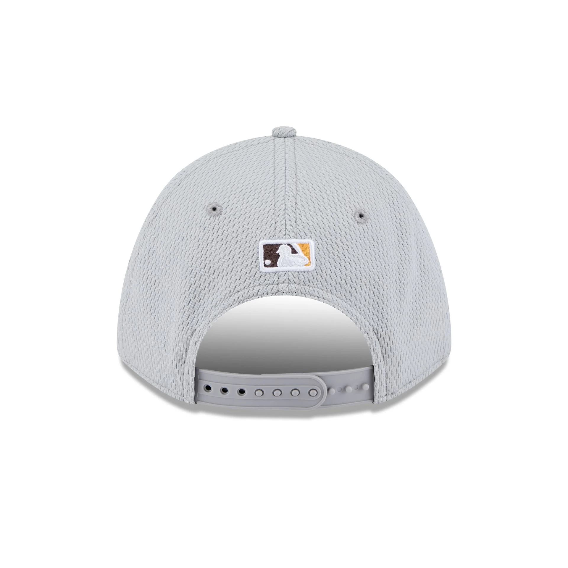 San Diego Padres 2025 Clubhouse Gray 9FORTY M-Crown Snapback Hat