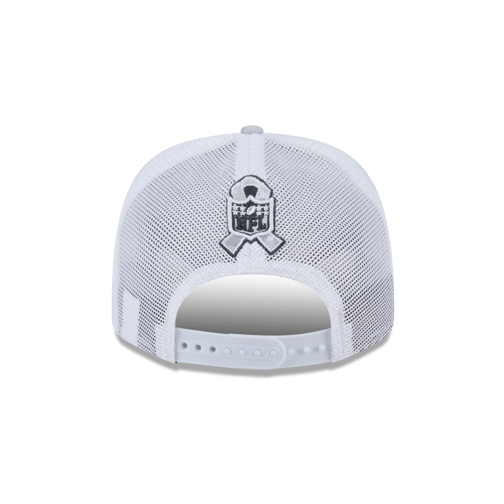 Houston Texans 2024 Salute to Service 9SEVENTY Trucker Hat