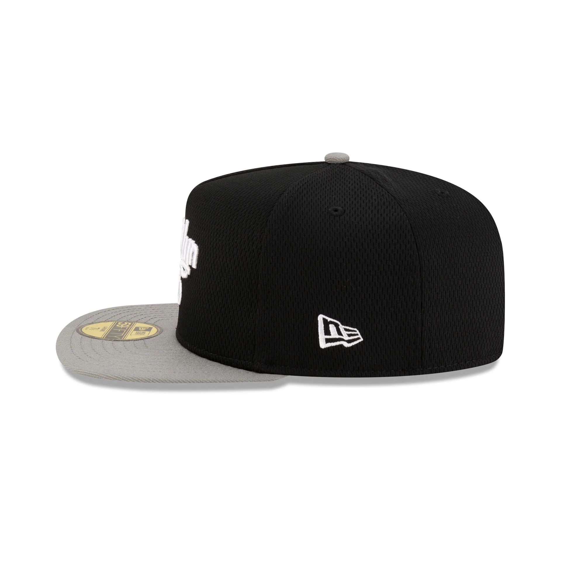 Brooklyn Nets Dashmark Mesh 59FIFTY A-Frame Fitted Hat