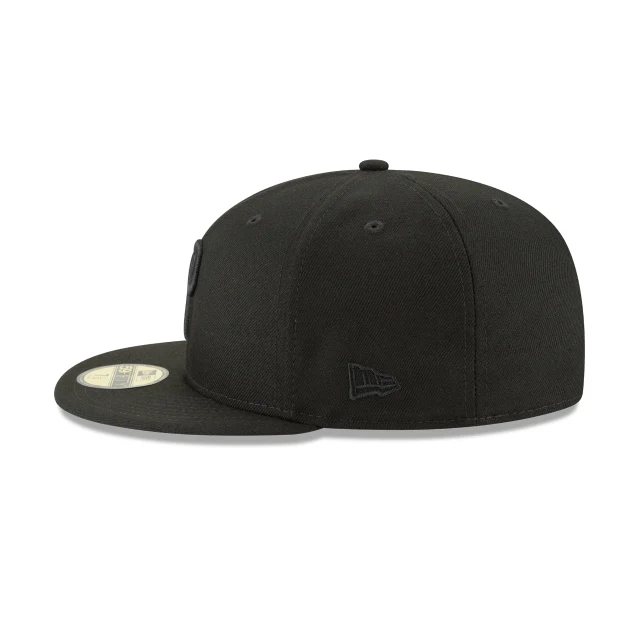 Philadelphia Phillies Blackout Basic 59FIFTY Fitted Hat