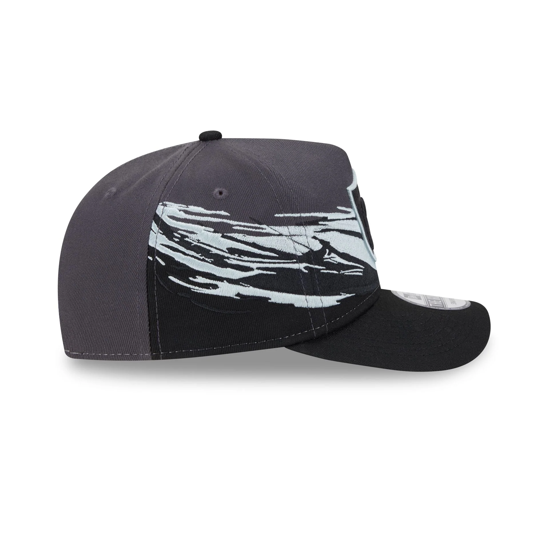 Las Vegas Raiders Graphite Brushstroke Golfer Hat