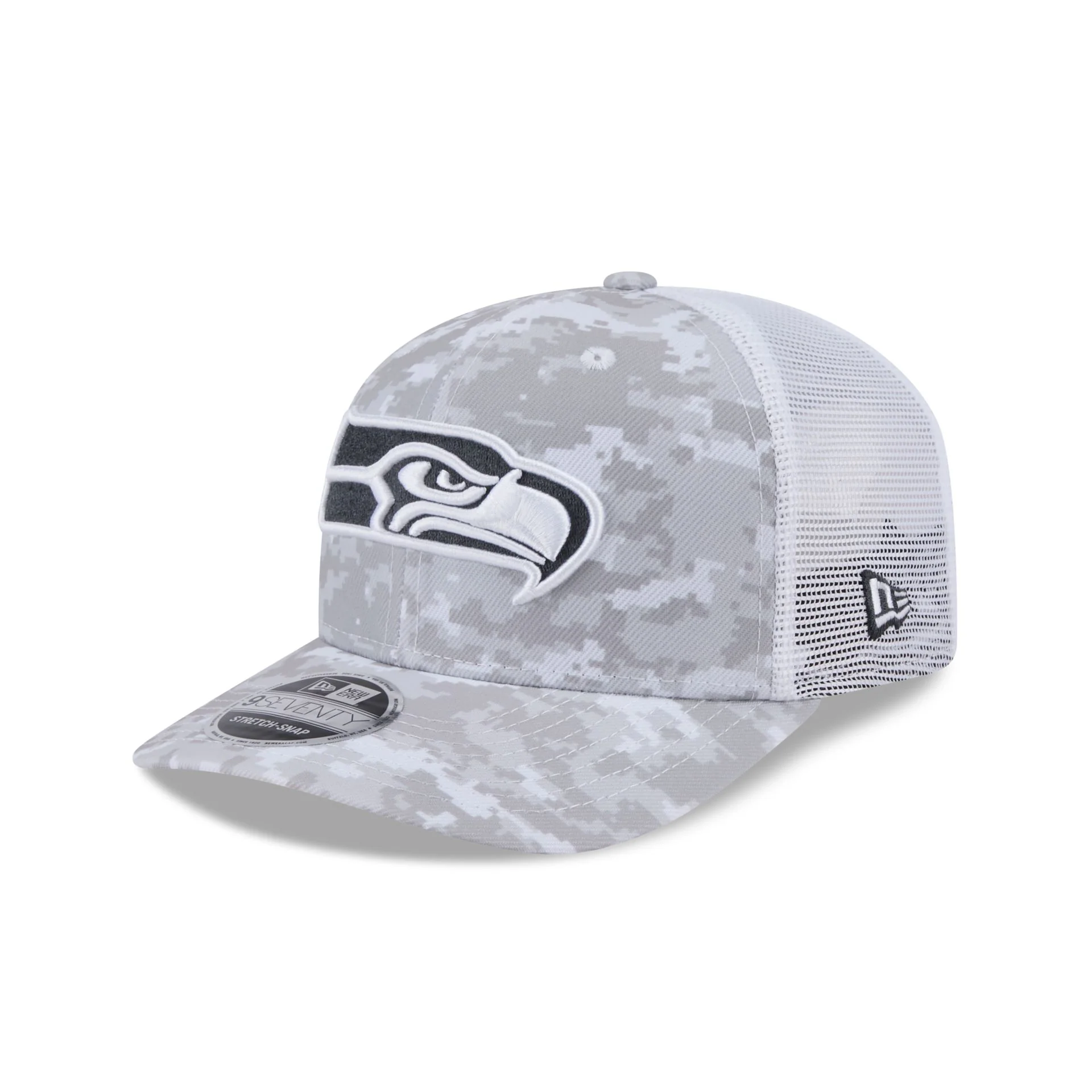 Seattle Seahawks 2024 Salute to Service 9SEVENTY Trucker Hat