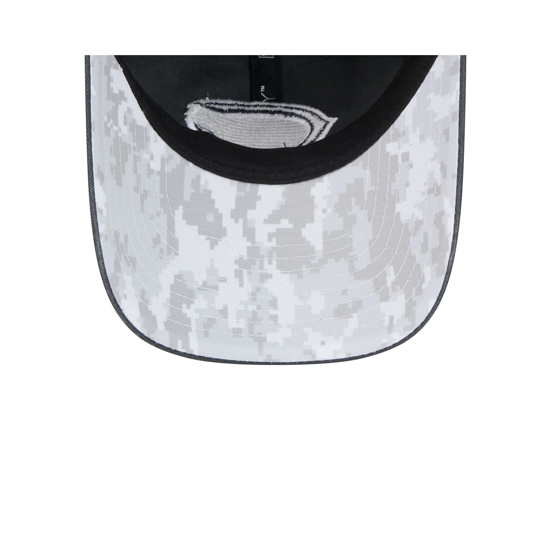 Chicago Bears 2024 Salute to Service 9TWENTY Adjustable Hat