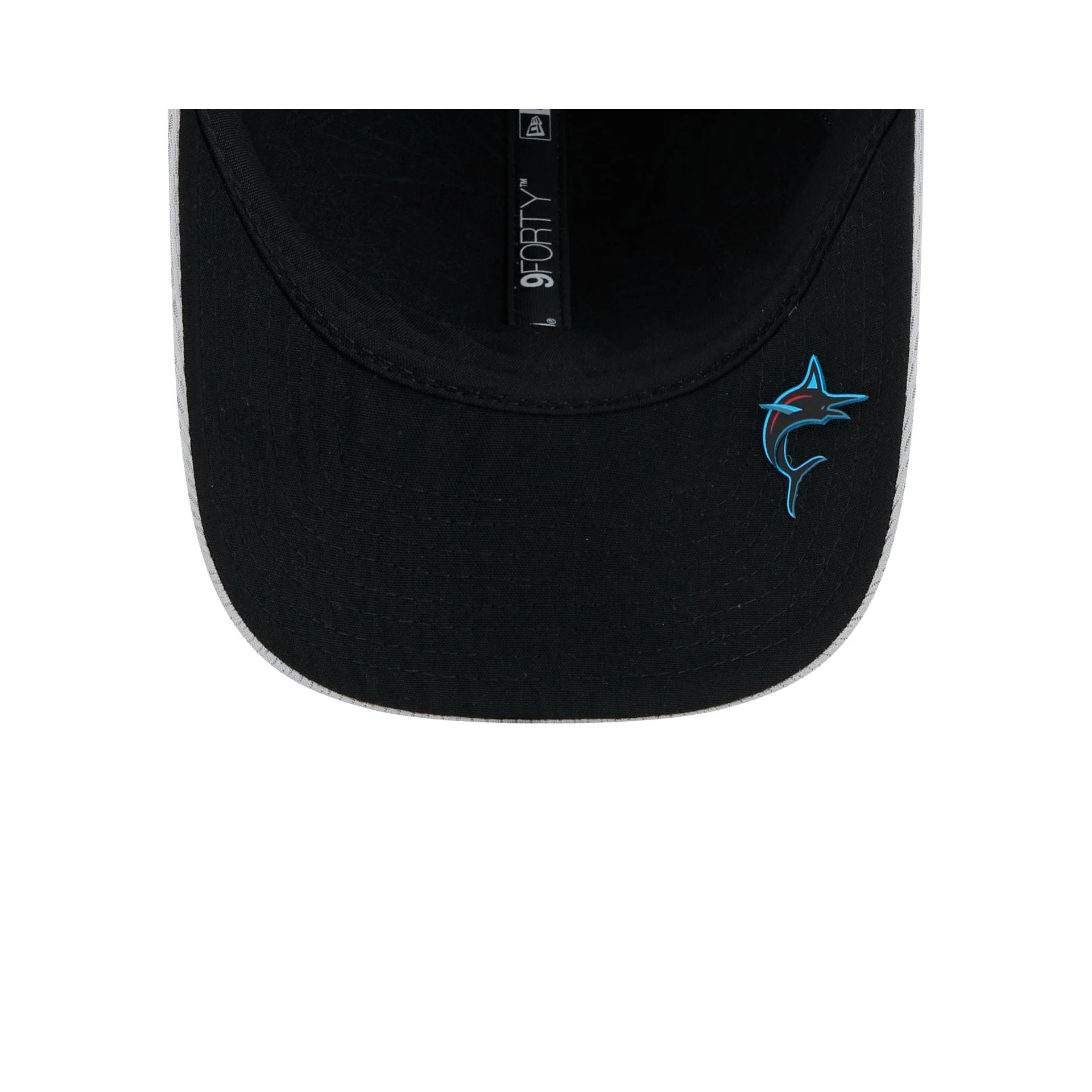 Miami Marlins 2025 Clubhouse Gray 9FORTY M-Crown Snapback Hat