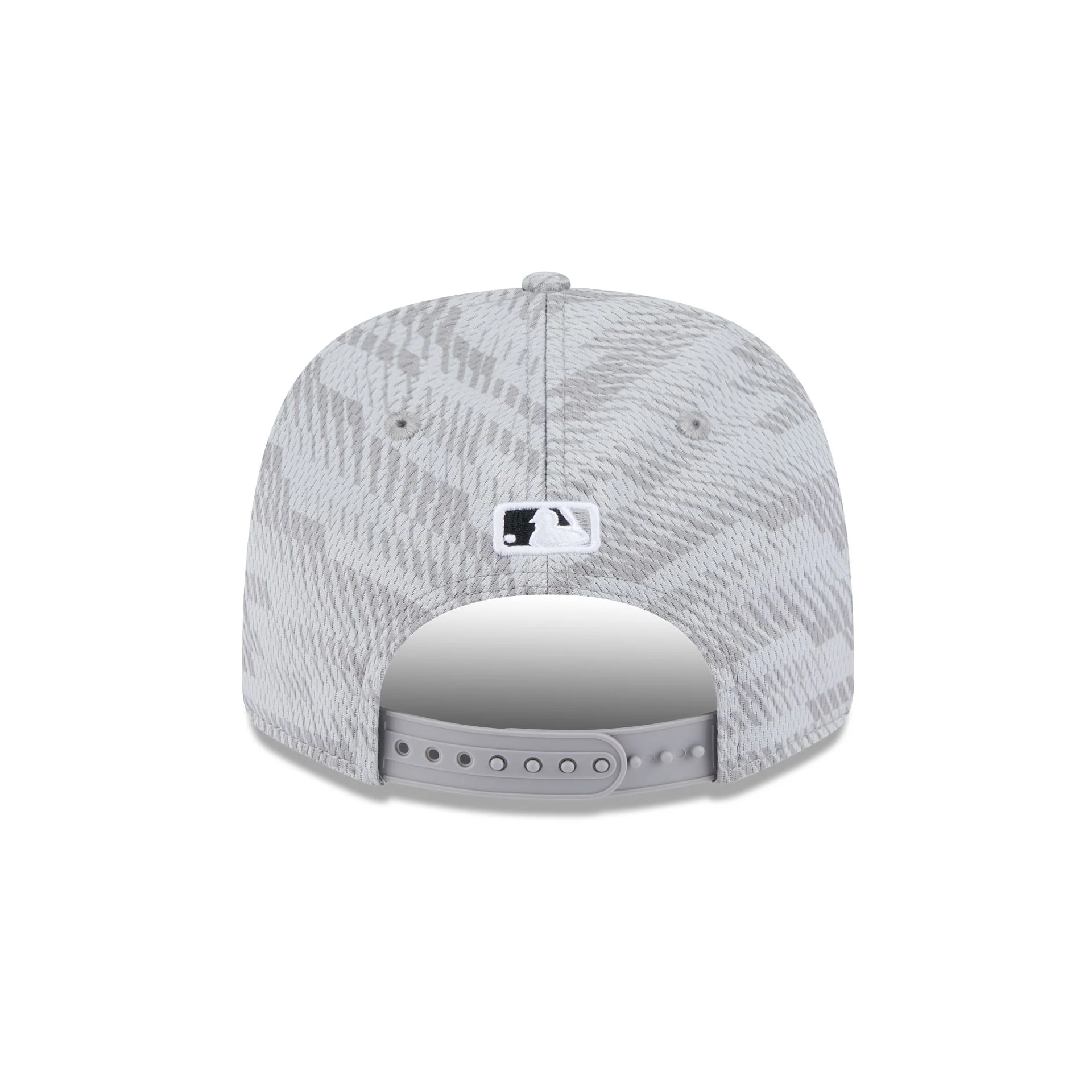 Chicago White Sox 2025 Clubhouse Gray 9SEVENTY Stretch-Snap Hat