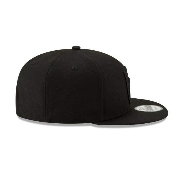 Las Vegas Raiders Basic Black On Black 9FIFTY Snapback Hat