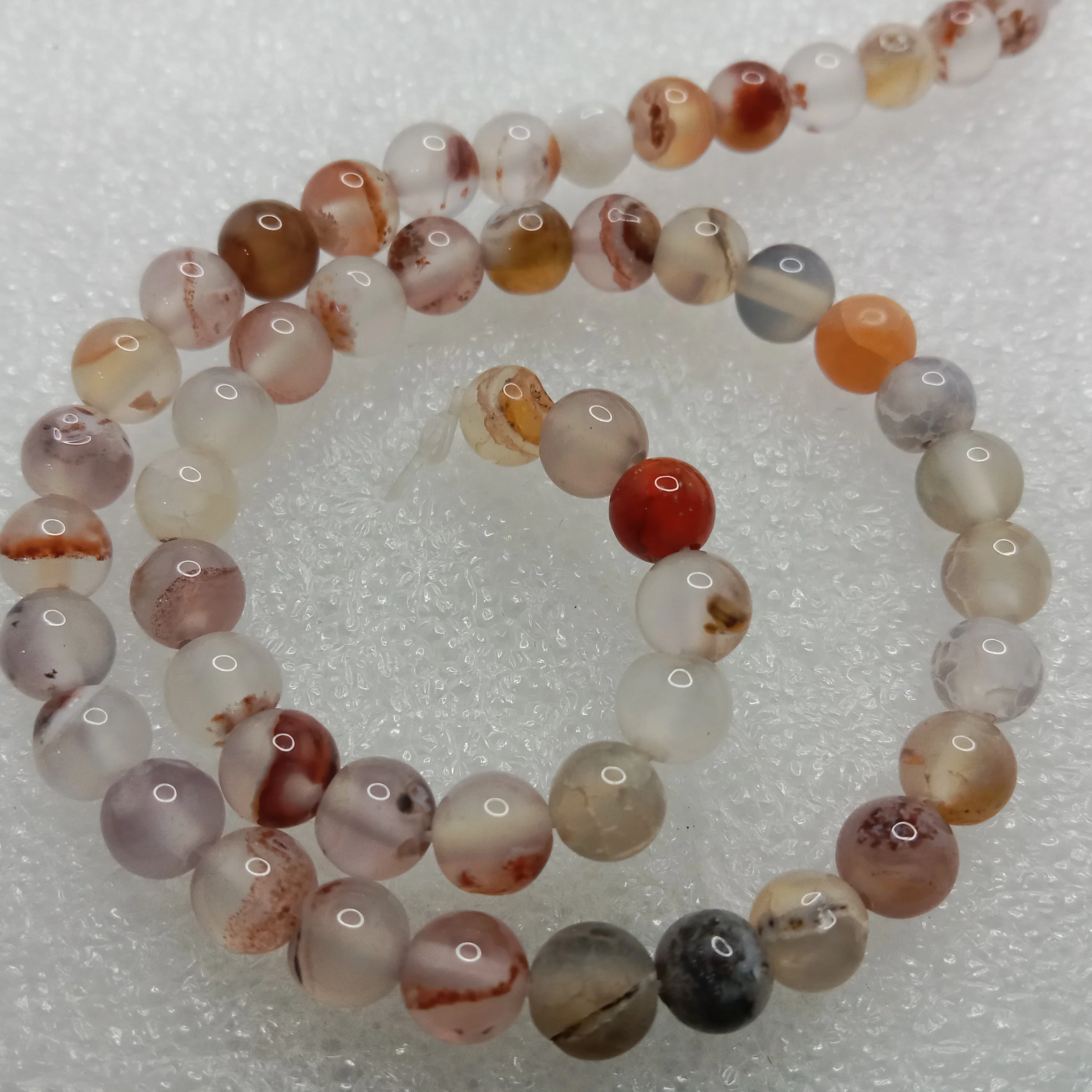 Dendritic 6mm plan agate beads 1 string