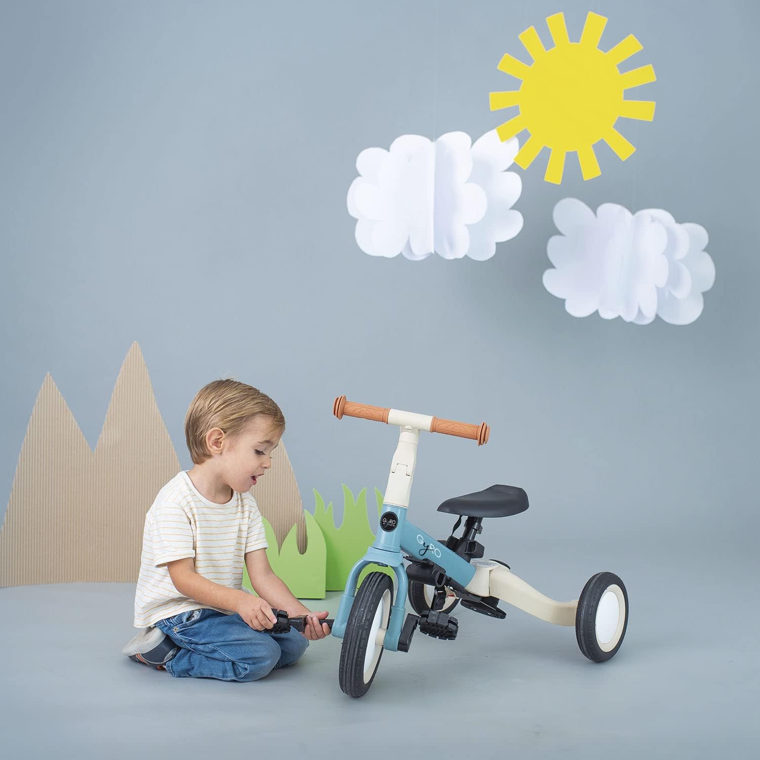 Olmitos - Triciclo Evolutivo de Bebé 5 en 1 GYRO + - Bicicleta Niños Desde 1 Año hasta 5 años - De Triciclo a Bicicleta con o sin Pedales – Adaptable y transformable (Gyro +, Verde)