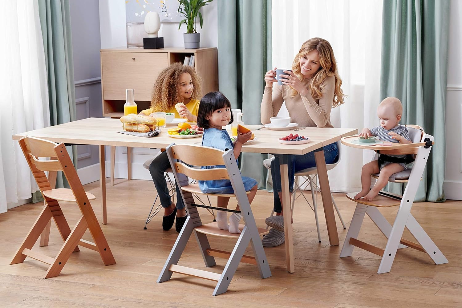 Kinderkraft ENOCK Trona bebé de Madera + Hamaca Bebé CALMEE, portatil, para niños, Silla alta Infantil, Evolutiva, Ergonómica, Barrera y Bandeja, Gris