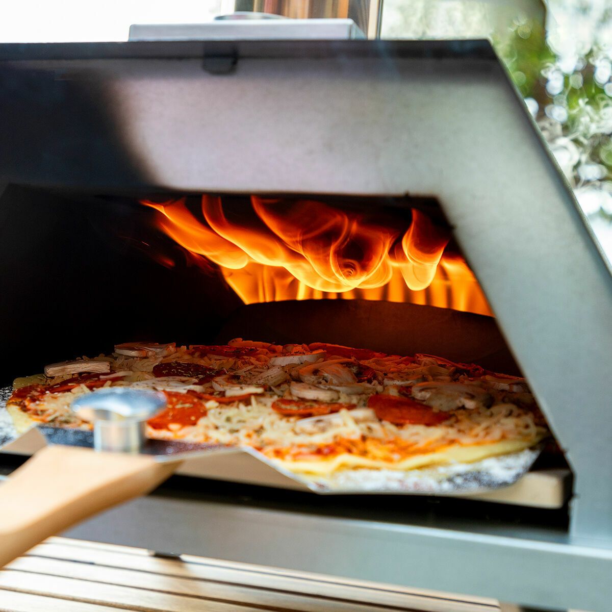 Horno Para Pizza De Pellets Con Accesorios Innovagoods Madera 42 X 81 X 80 Cm, 42 X 81 X 80 Cm Negro