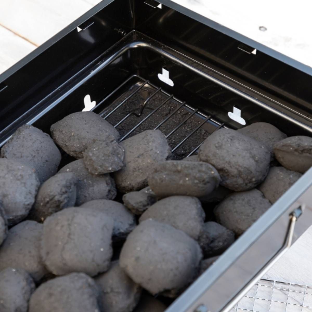 Barbacoa Plegable Innovagoods Portátil Para Carbón 35x27cm 2 Comensales (hierro)