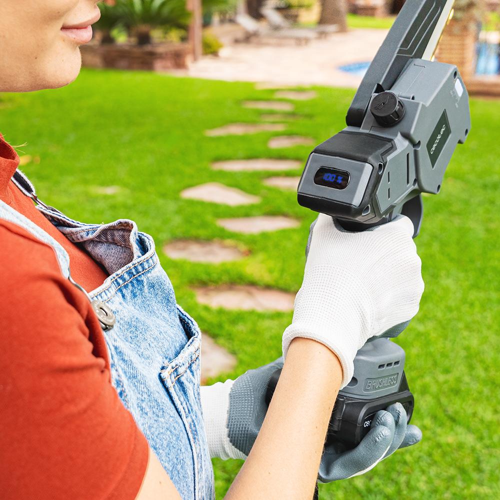 MontanaForce 8000 Hand