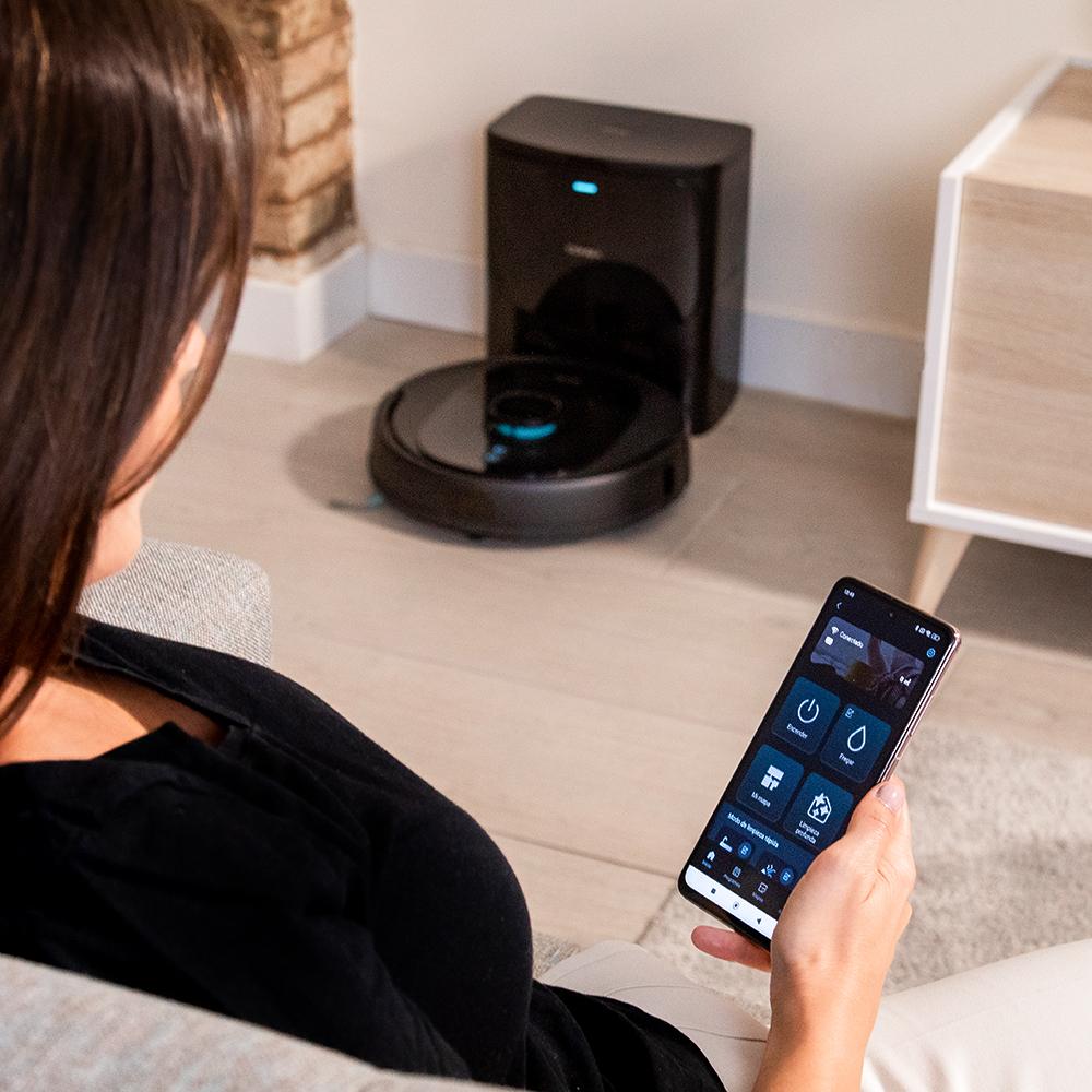 Conga 8290 Immortal UltraPower Vac Station