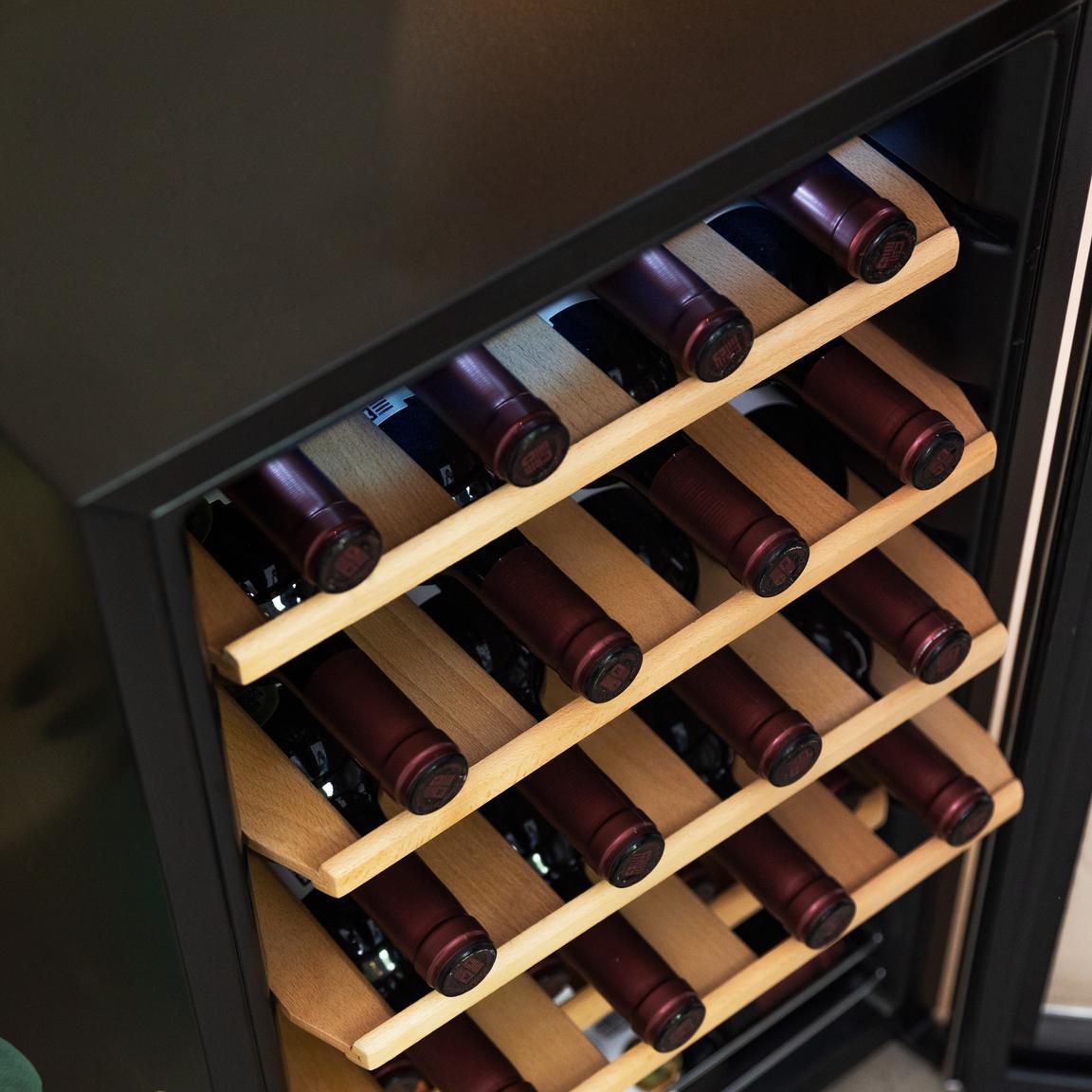 Bolero GrandSommelier 2450 Inox Compressor