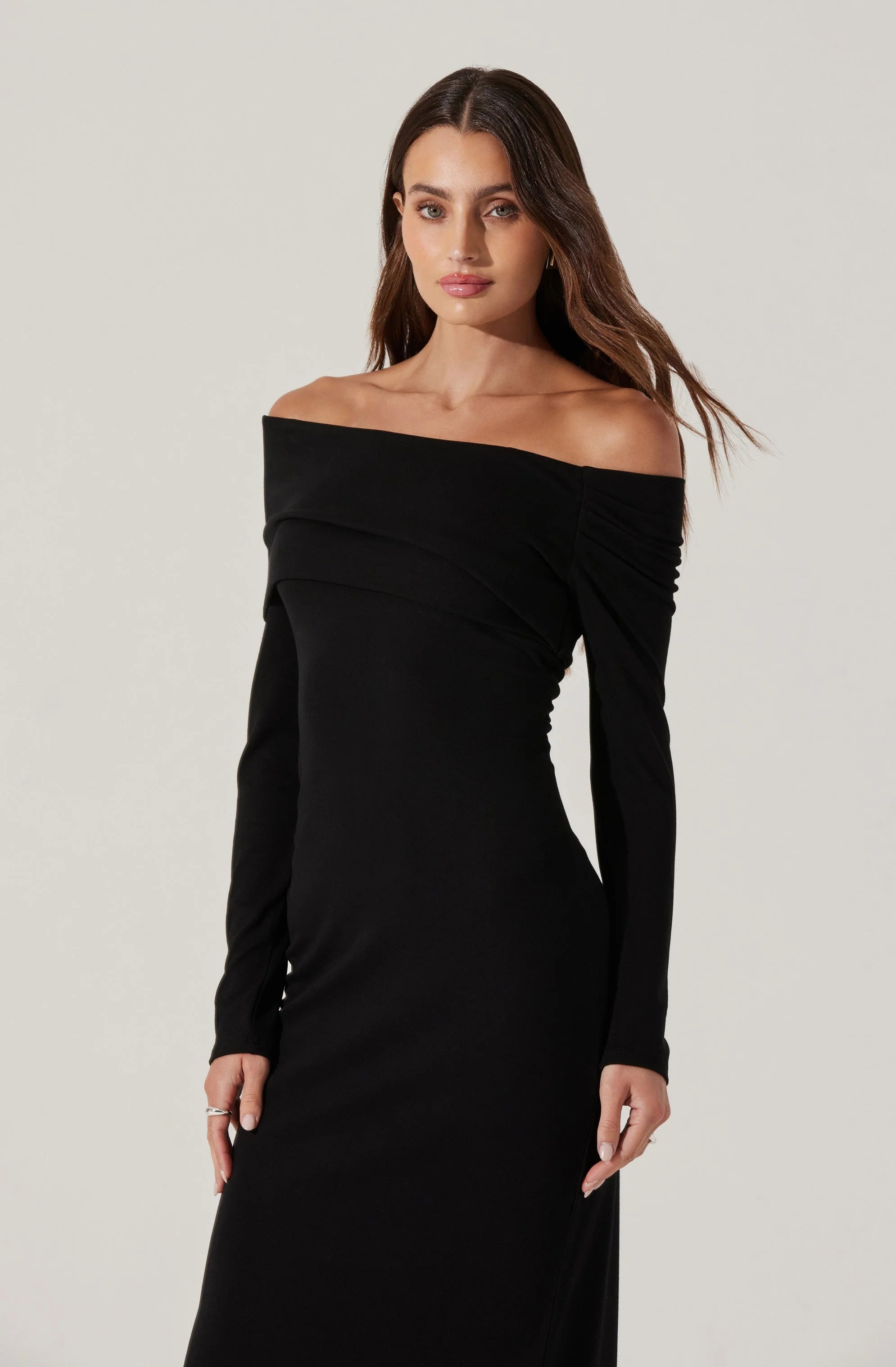 Jada Off Shoulder Midi Dress