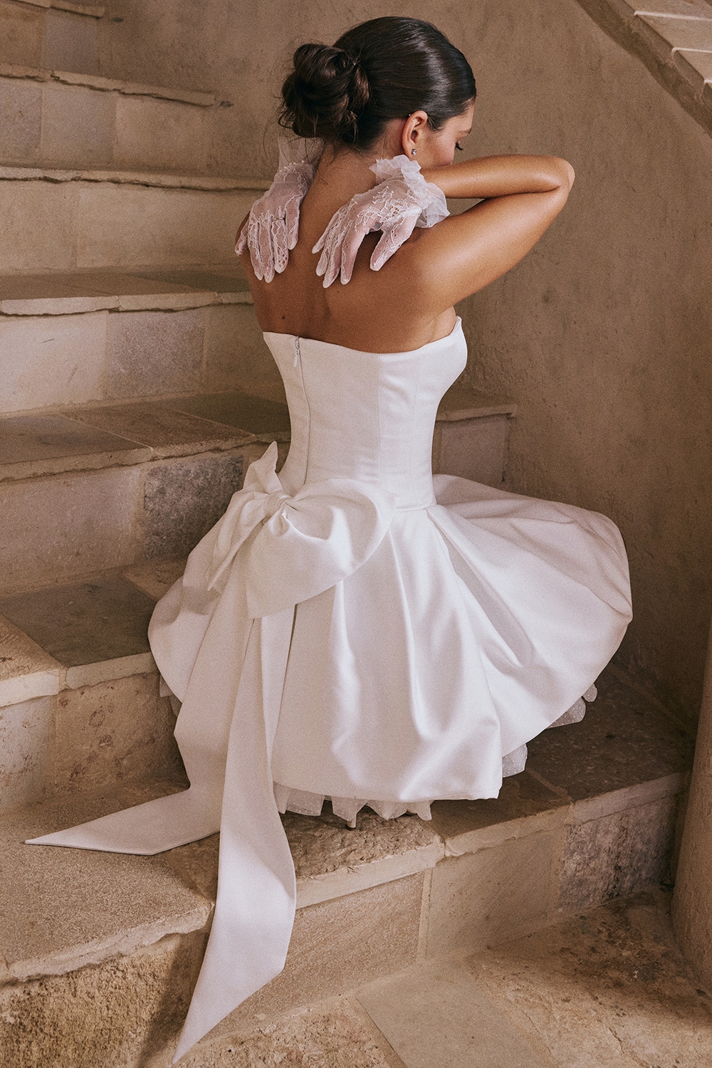 Noele-White Satin Strapless Bow Mini Gown