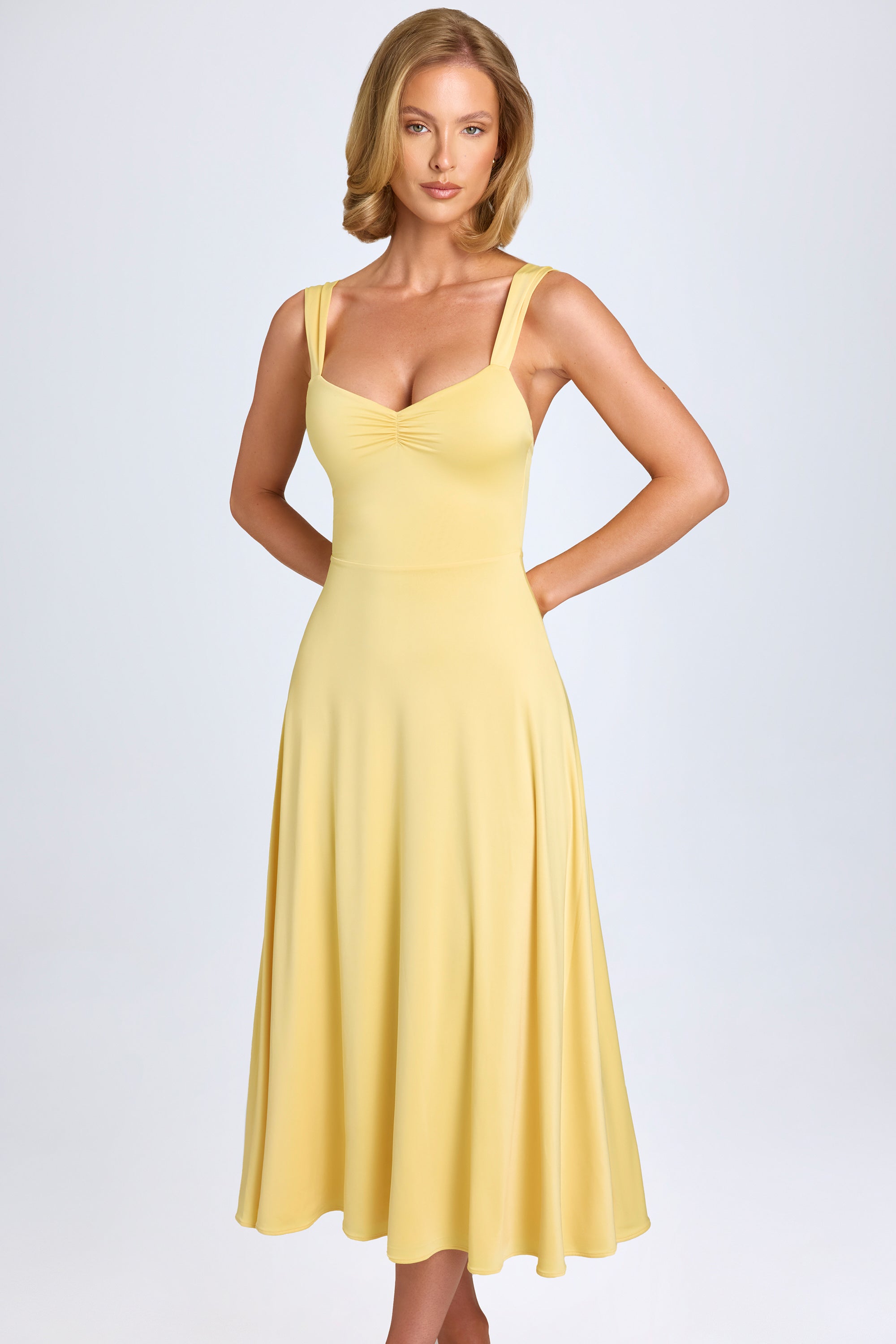 Thandie-Sweetheart-Neck Ruched Midaxi Dress in Pastel Yellow