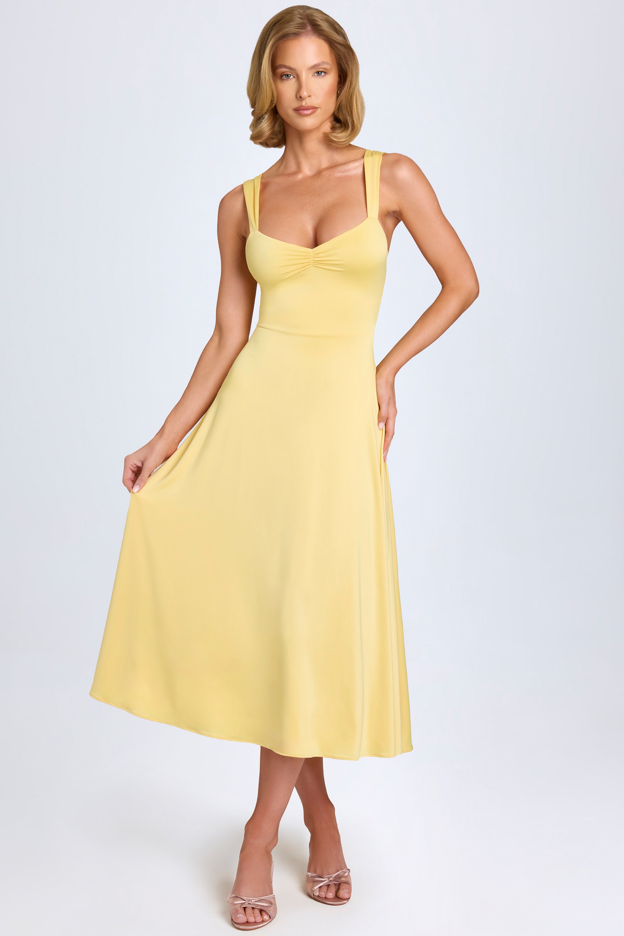 Thandie-Sweetheart-Neck Ruched Midaxi Dress in Pastel Yellow